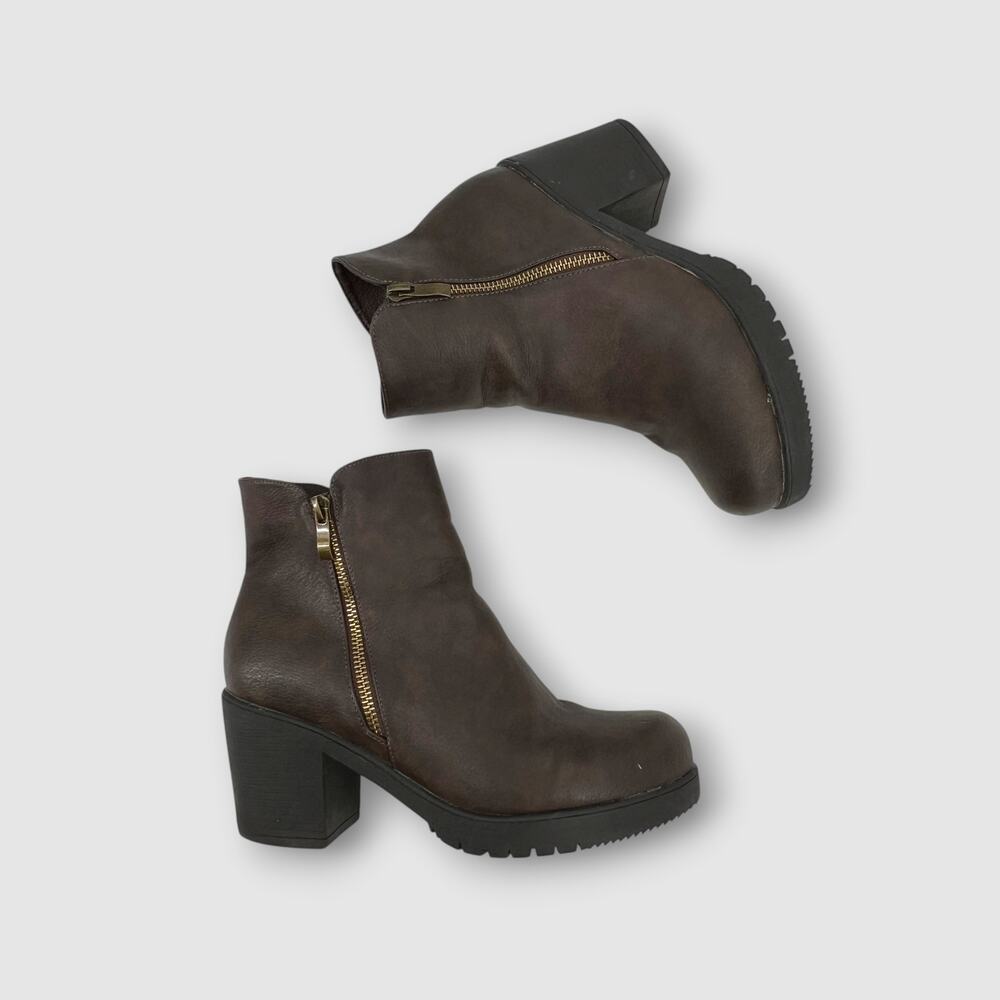 Dream Pairs Brown Ankle Boots Block Heel Lug Sole Zipper Women’s Size 8